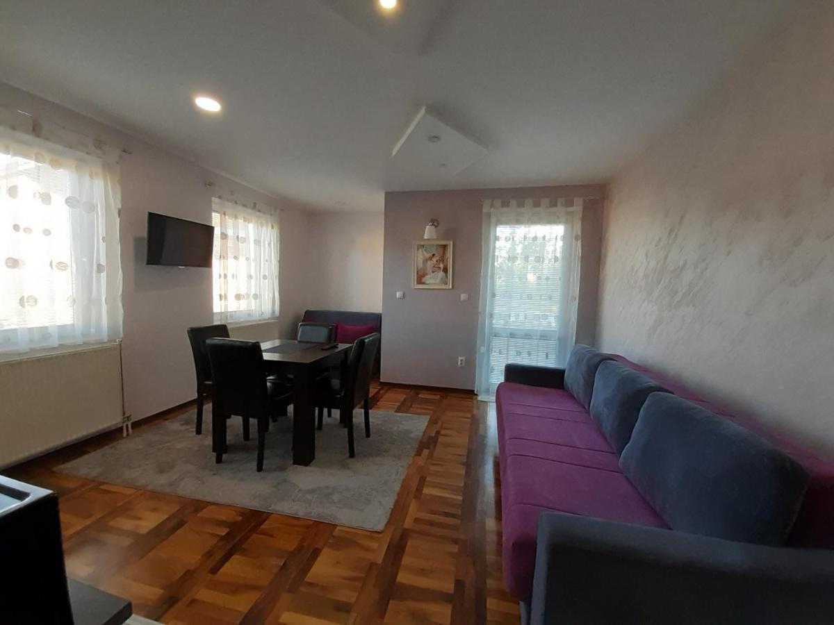 Apartments Vila Velickovic Zlatibor Bagian luar foto