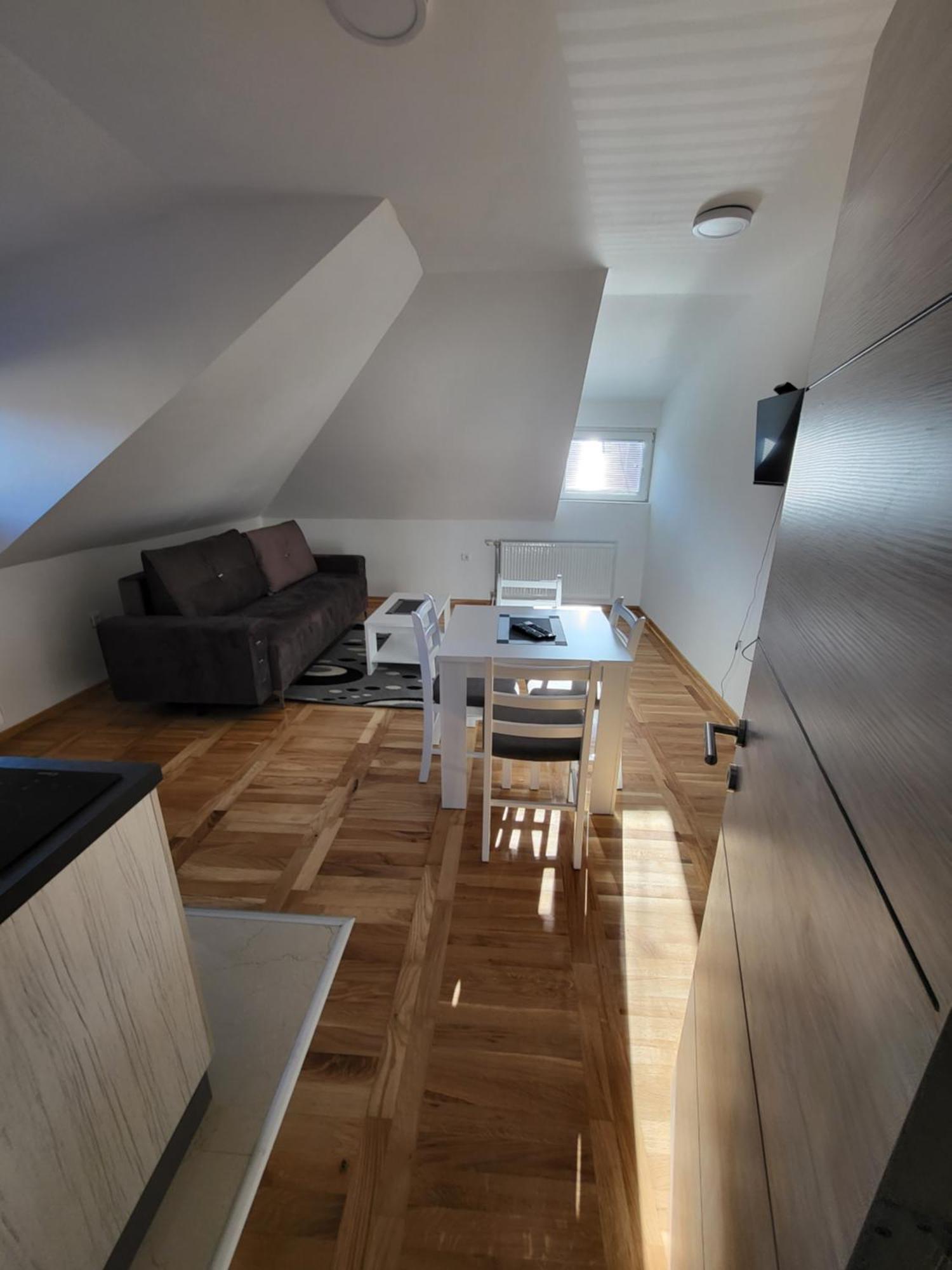 Apartments Vila Velickovic Zlatibor Ruang foto