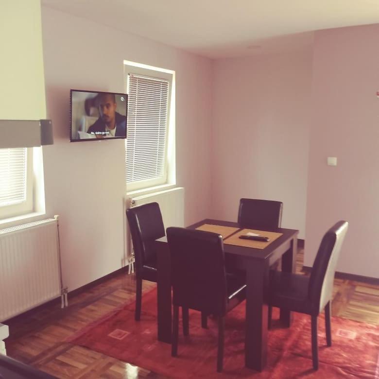 Apartments Vila Velickovic Zlatibor Bagian luar foto